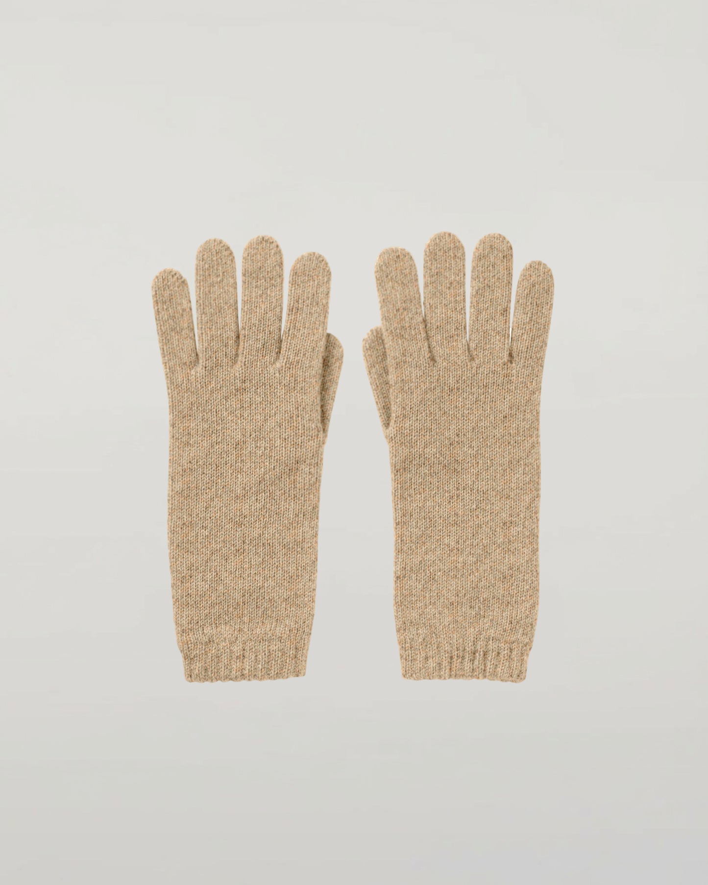 Johnstons of Elgin’s Oatmeal Women’s Cashmere on a grey background HAD03226HB0210