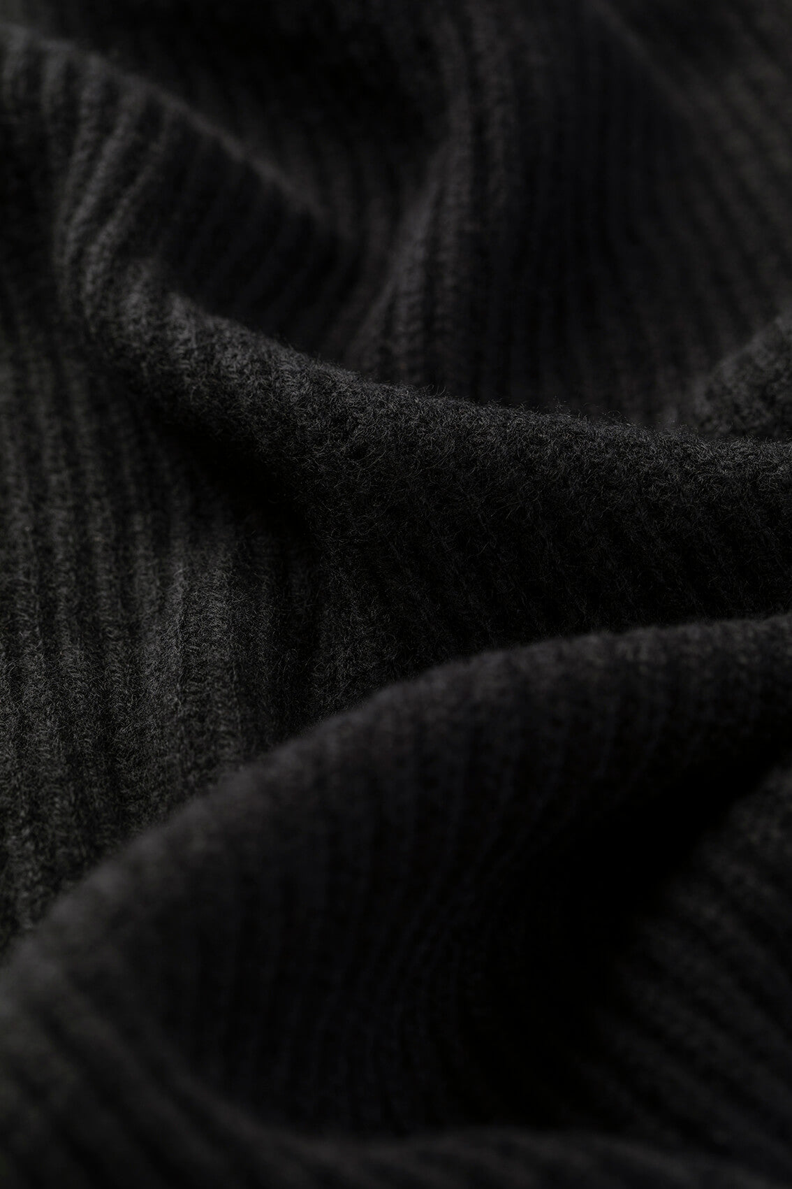 Johnstons of Elgin Knitted Accessories Black Black Cashmere Ribbed Scarf HAA01684SA0900N/A