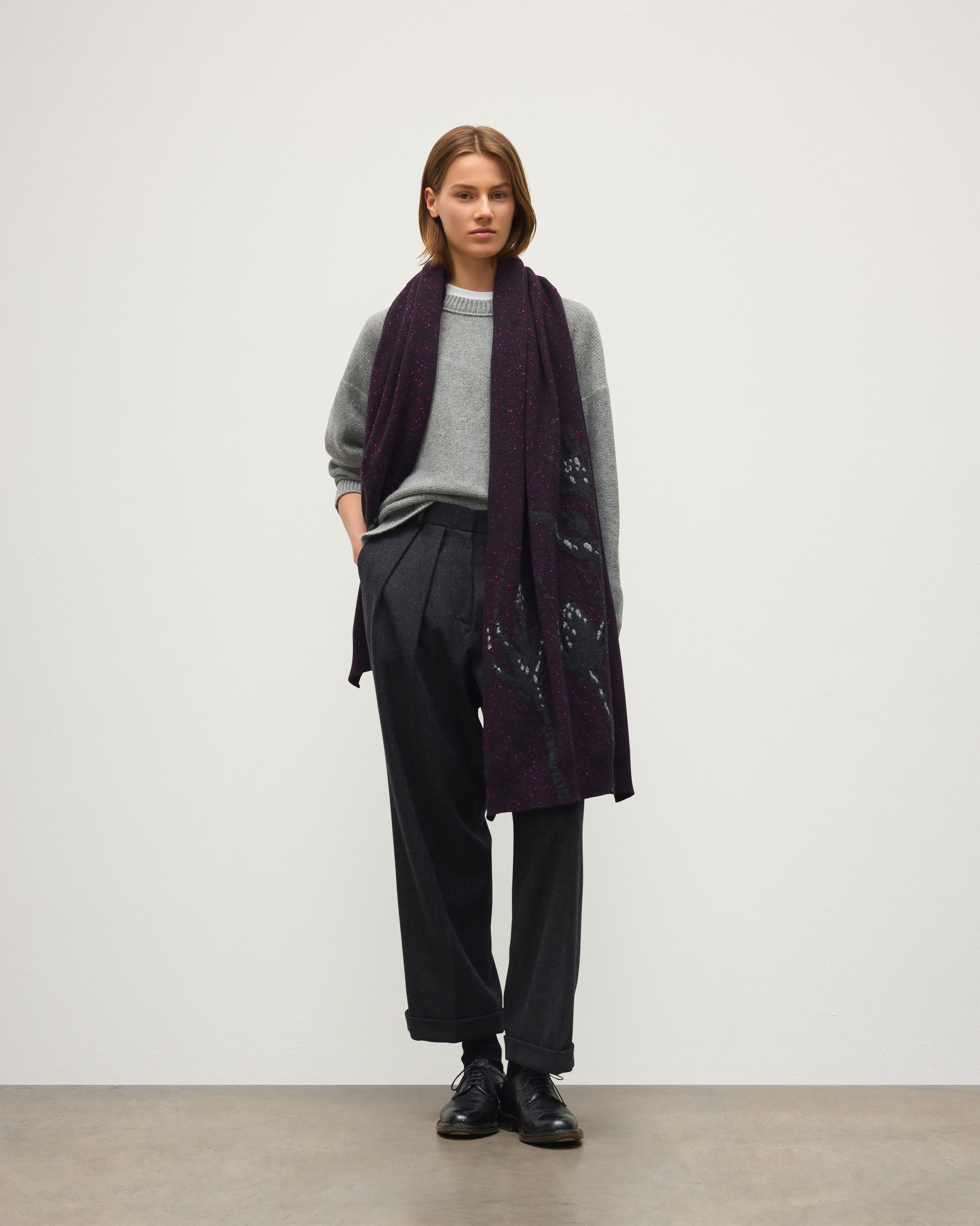 JOHNSTONS OF ELGIN CASHMERE DONEGAL INTARSIA WILD THISTLE WRAP DARK PURPLE 100% CASHMERE HAA03645JU1647ONE