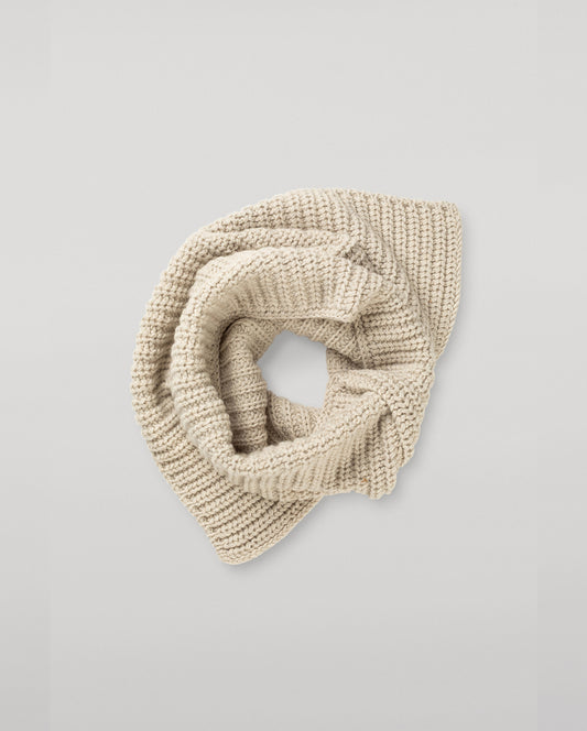 JOHNSTONS OF ELGIN CASHMERE LUXE COWIE RIB SNOOD WITH SHOULDER SPLIT NATURAL 100% CASHMERE HAB03312HA0402ONE