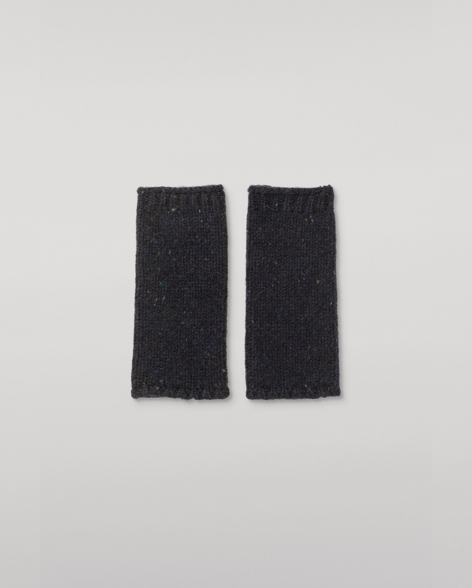 JOHNSTONS OF ELGIN DONEGAL CASHMERE TIREE WRISTWARMERS BLUE 100% CASHMERE HAC03644HD7348ONE