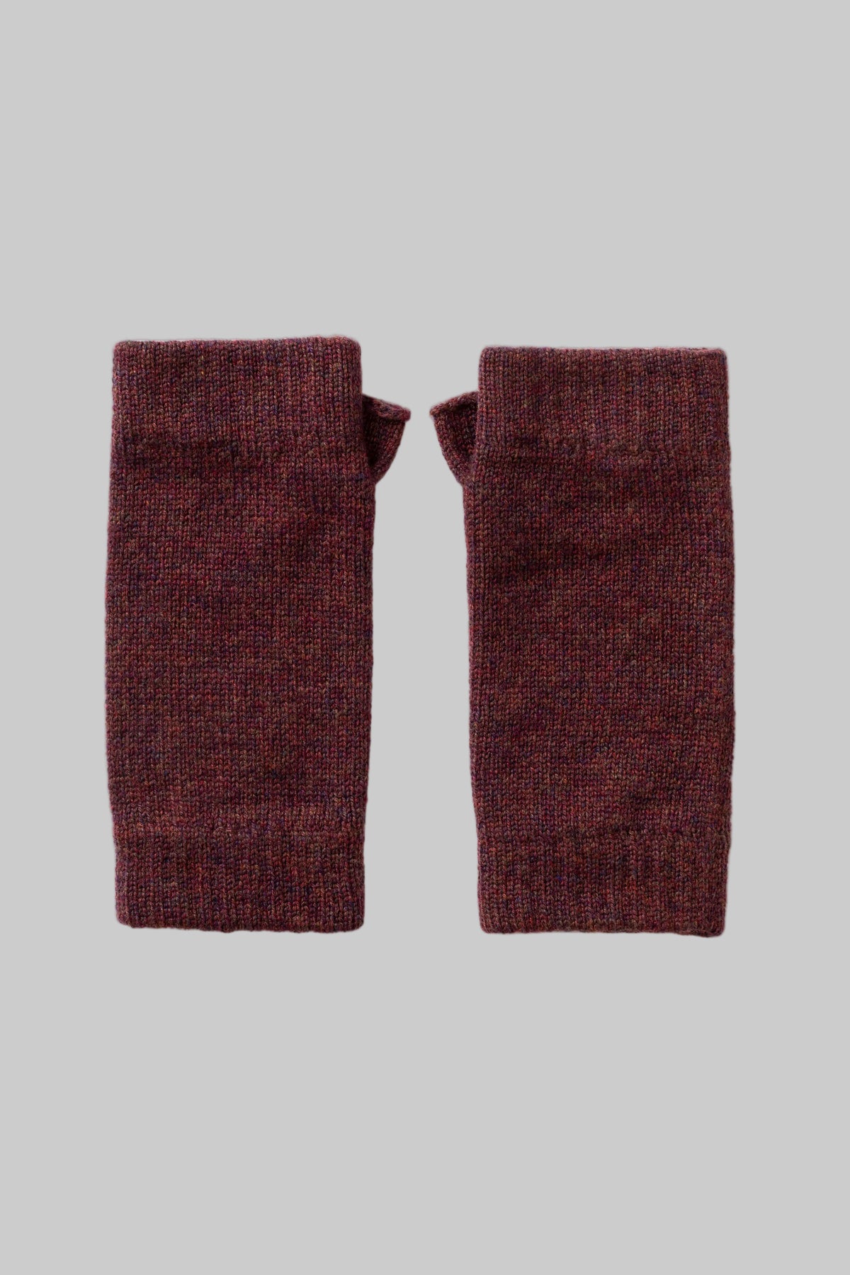Johnstons of Elgin AW25 Knitted Accessories Damson Purple Cashmere Wrist Warmers HAD03215HE7064ONE