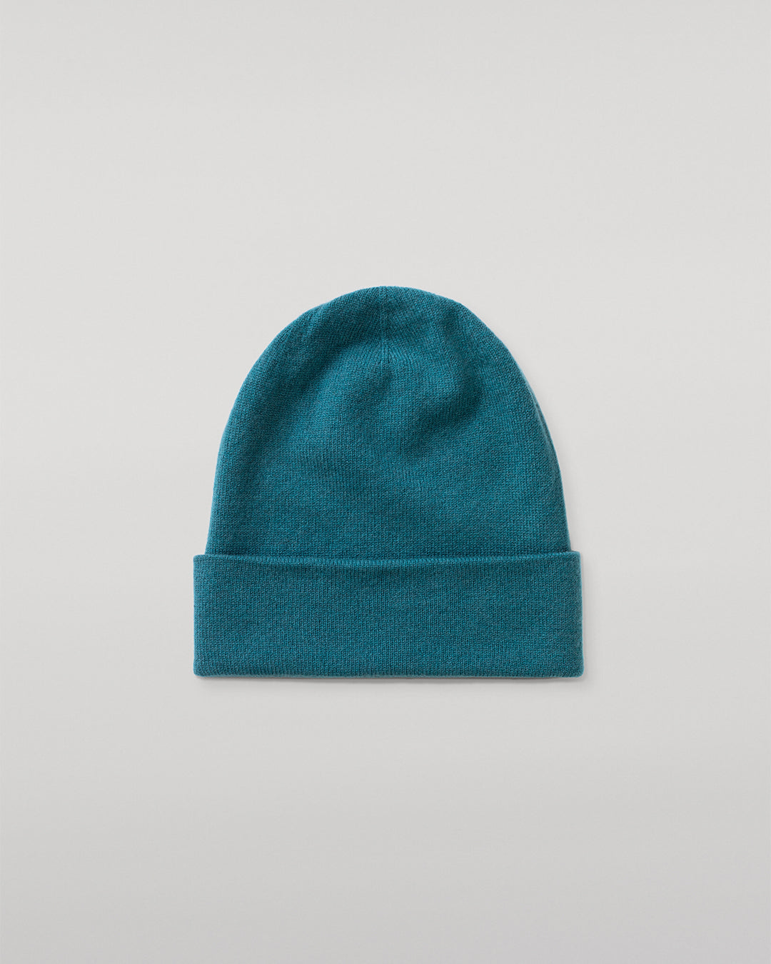 JOHNSTONS OF ELGIN BRAEMAR BEANIE IN 100% CASHMERE  VERDIGRIS GREEN HAE02655SC4720ONE