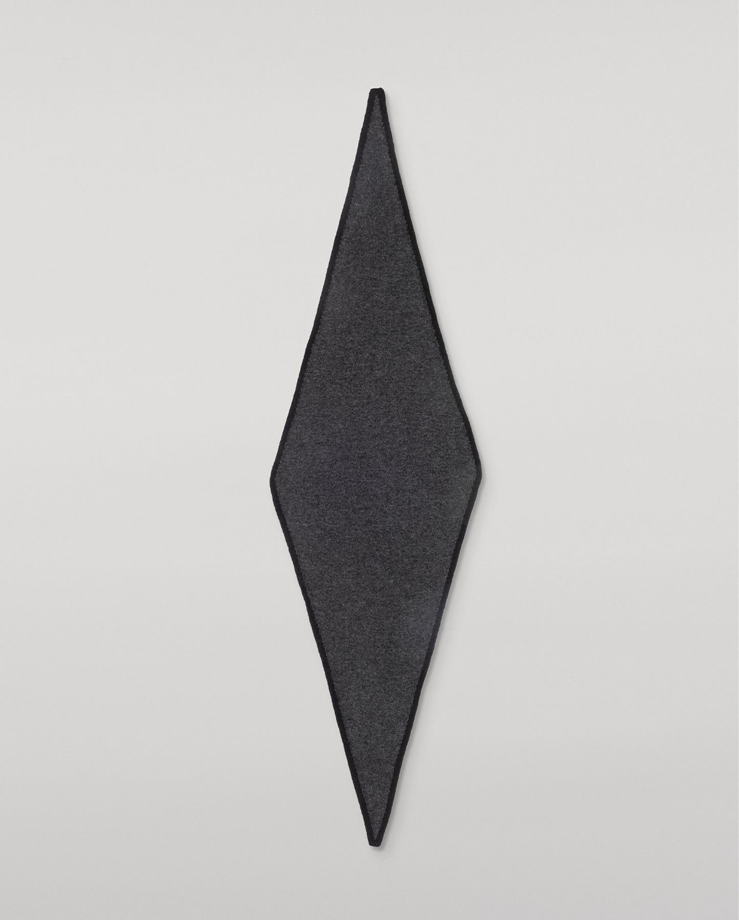 JOHNSTONS OF ELGIN CASHMERE GAUZY ANYA DIAMOND NECK TIE BLACK & GREY 100% CASHMERE HAE03431Q26237ONE