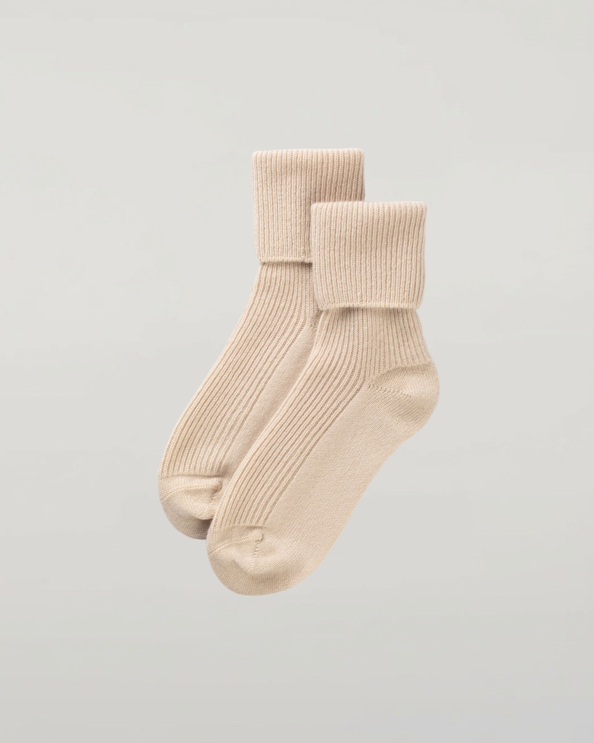 Johnstons of Elgin Knitted Accessories Camel Women's Cashmere Lounge Socks HAG02565SB0526ONE