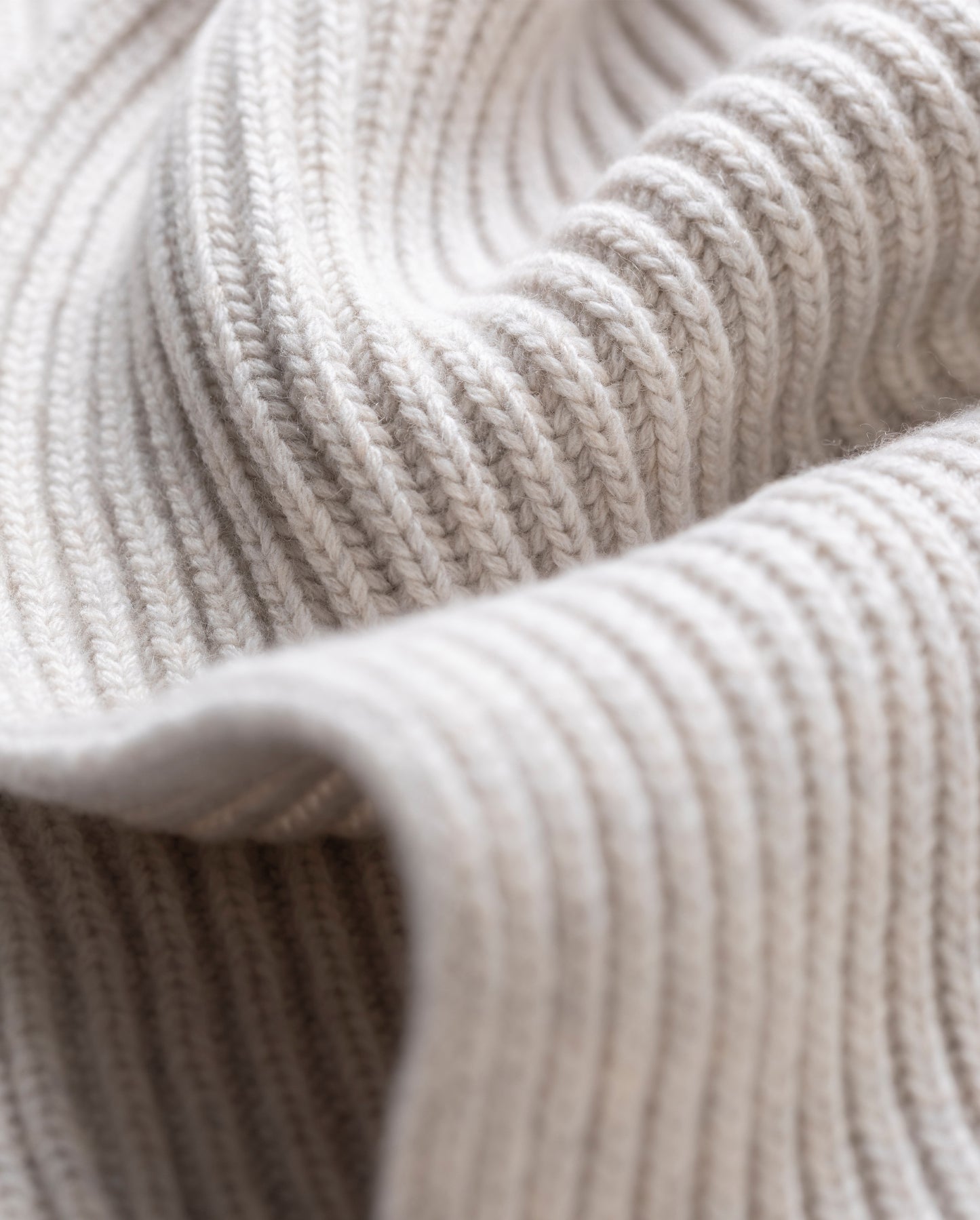 JOHNSTONS OF ELGIN CASHMERE RIBBED LOVAT SCARF NATURAL 100% CASHMERE HAY03639HA0402ONE