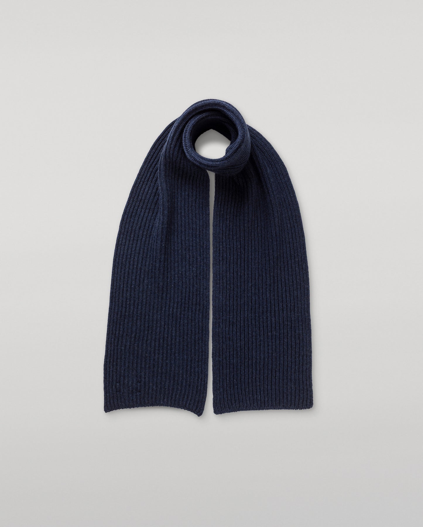 JOHNSTONS OF ELGIN CASHMERE RIBBED LOVAT SCARF NAVY 100% CASHMERE HAY03639HD7350ONE