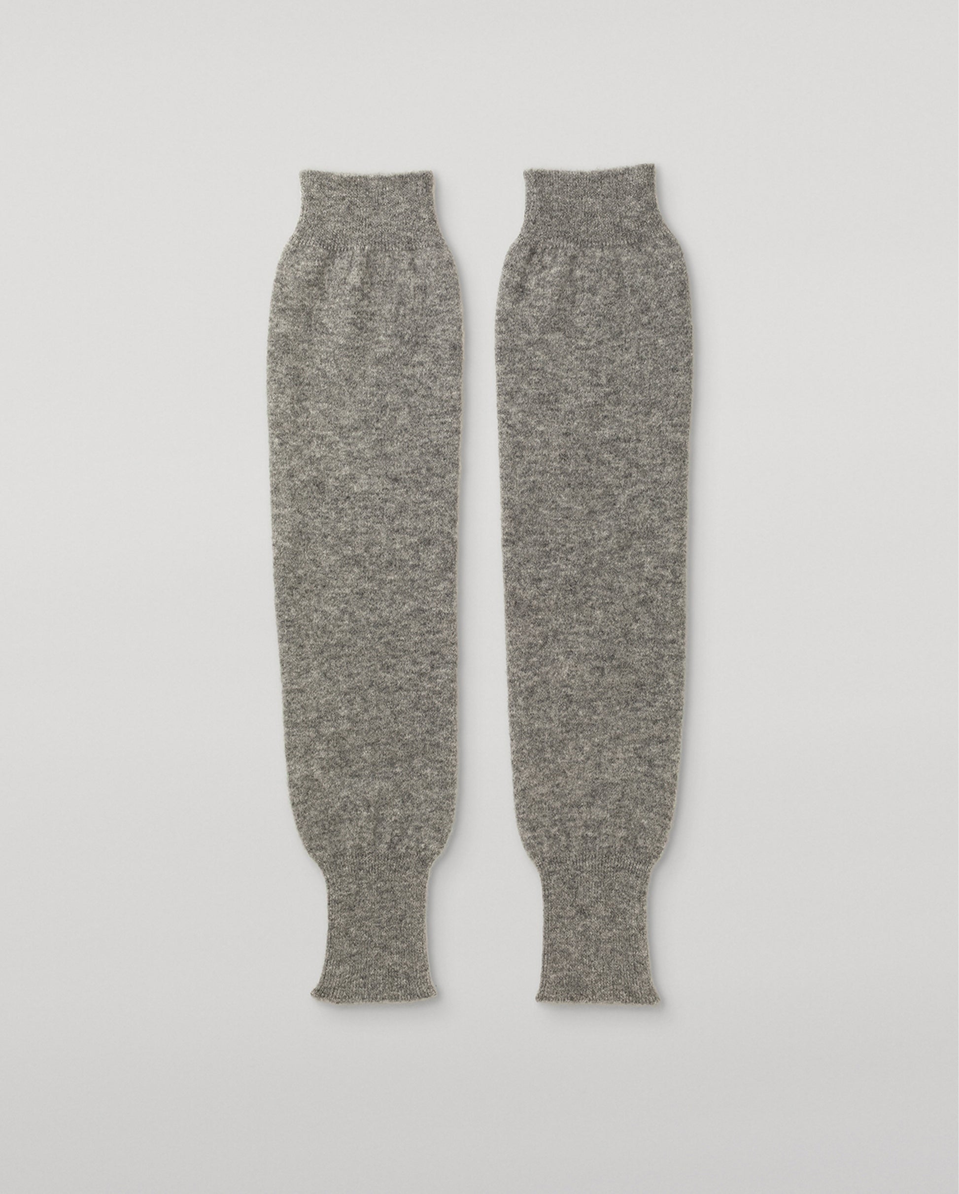 JOHNSTONS OF ELGIN WOMENS BRUSHED CASHMERE SILK JERSEY TEXA LEG WARMERS GREY 74% CASHMERE, 26% SILK HBP01180HA0429ONE