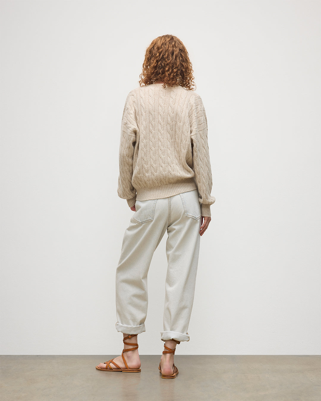 JOHNSTONS OF ELGIN WOMENS KYLESKU DEEP VEE SWEATER CREAM 100% CASHMERE KAA05728HA0396