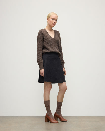 WOMENS KYLESKU DEEP VEE SWEATER BROWN ON A MODEL KAA05728HB7126
