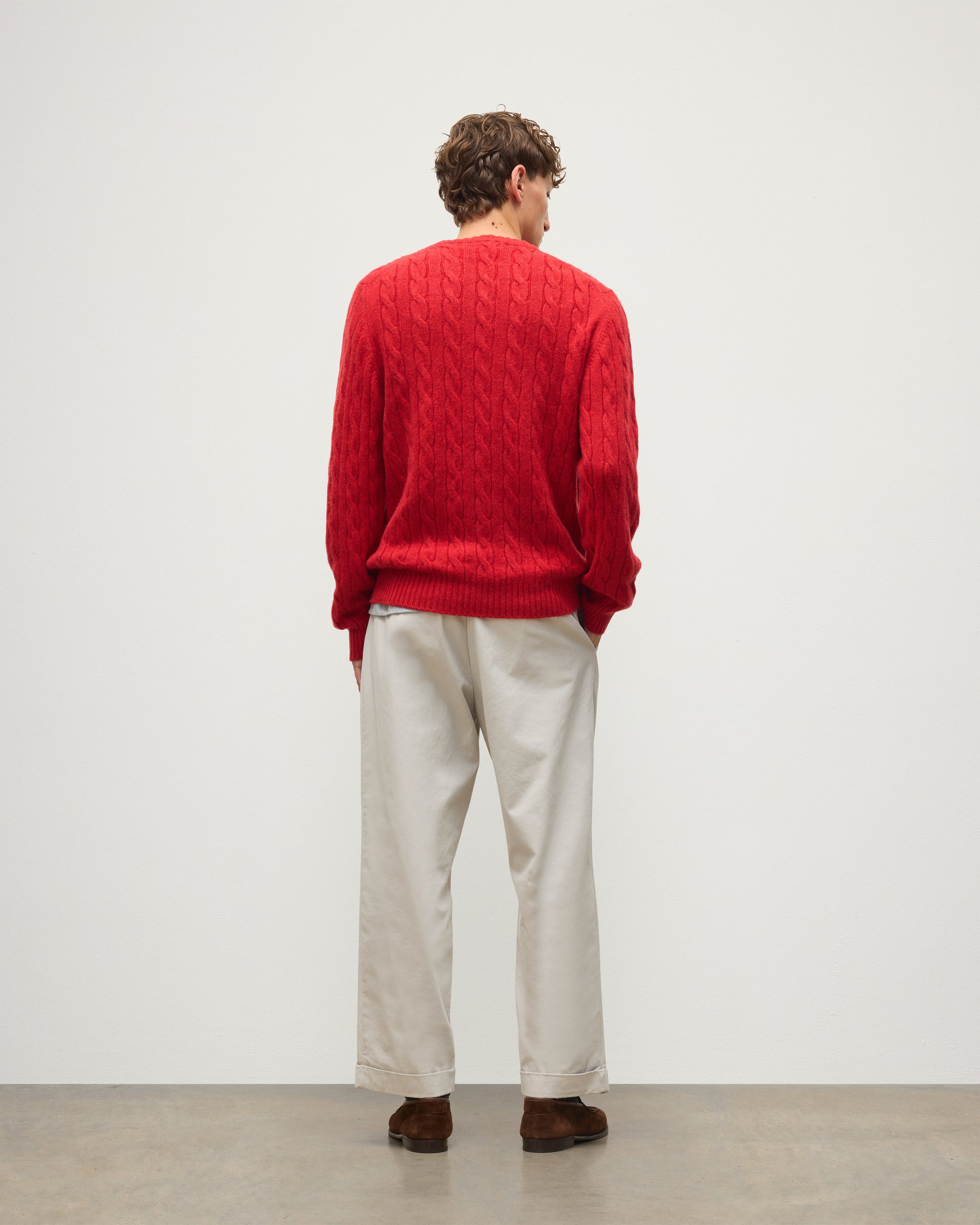 JOHNSTONS OF ELGIN CALDER CREW SWEATER CASHMERE CABLE CREW SWEATER RED 100% CASHMERE KAA05754HE4390