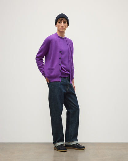 JOHNSTONS OF ELGIN REDPATH VEE NECK CARDIGAN CASHMERE VEE NECK CARDIGAN - 4 PLY PURPLE 100% CASHMERE KAA05962SD5371