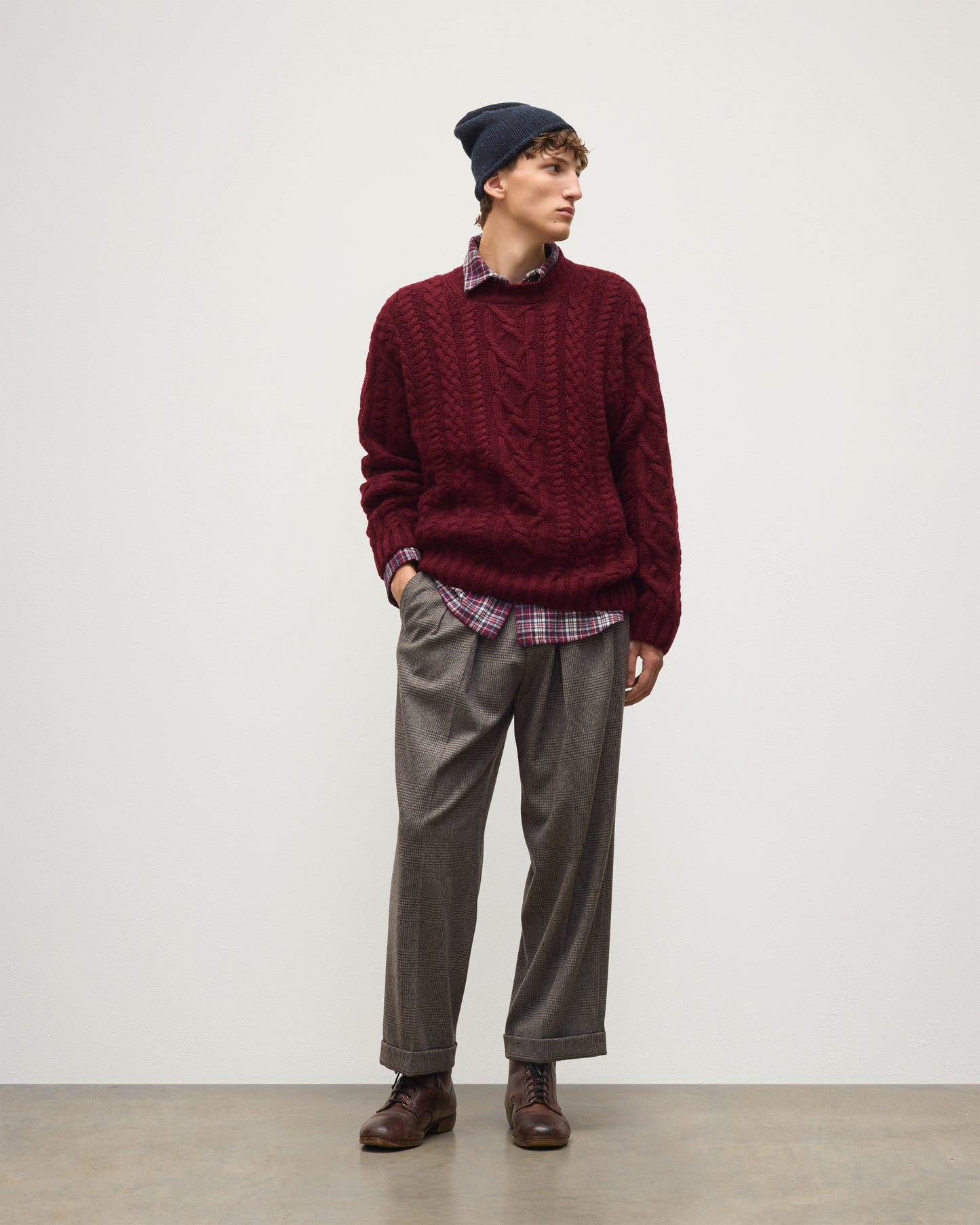 JOHNSTONS OF ELGIN MACDONALD CABLE CREW CASHMERE ARAN CABLE CREW SWEATER DARK RED 100% CASHMERE KAB06009HE7068