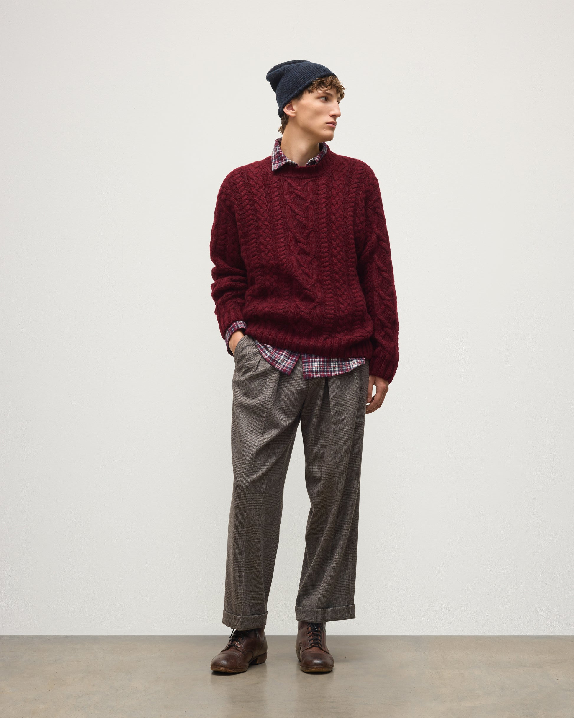 JOHNSTONS OF ELGIN MACDONALD CABLE CREW CASHMERE ARAN CABLE CREW SWEATER DARK RED 100% CASHMERE KAB06009HE7068