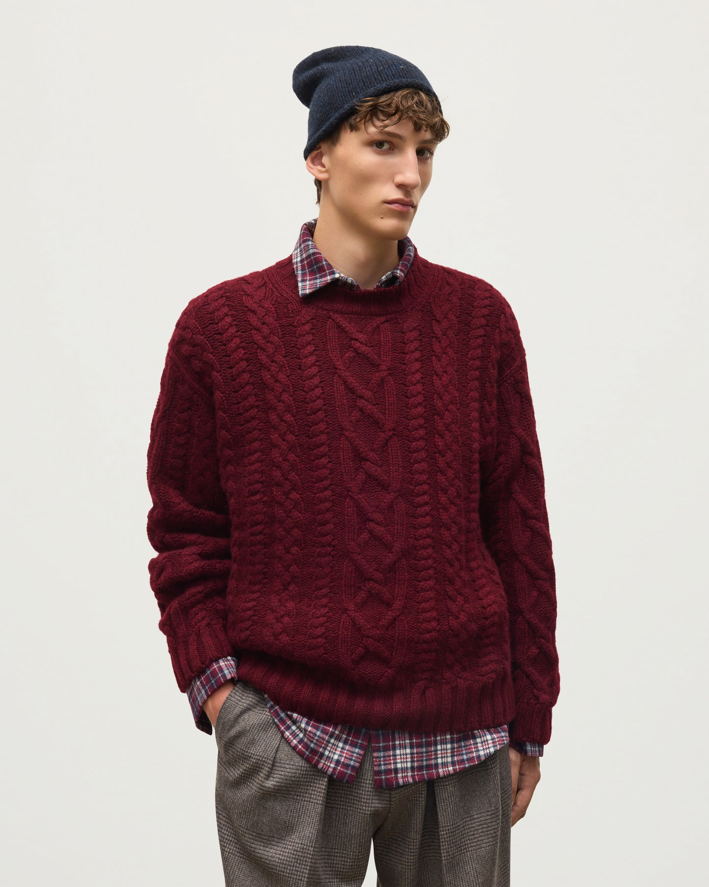 JOHNSTONS OF ELGIN MACDONALD CABLE CREW CASHMERE ARAN CABLE CREW SWEATER DARK RED 100% CASHMERE KAB06009HE7068