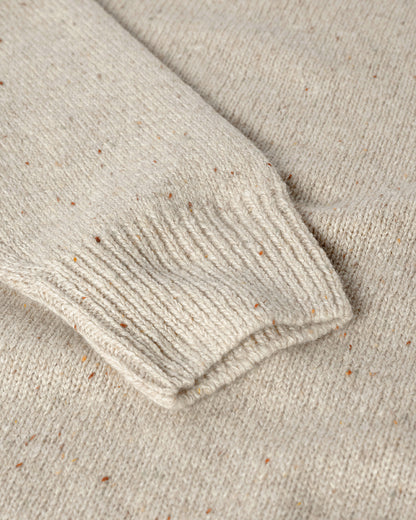 Johnstons of Elgin AW25 Men's Knitwear Cream Dun Donegal Cream Donegal Cashmere Marl Jumper Close up KAC05287006334