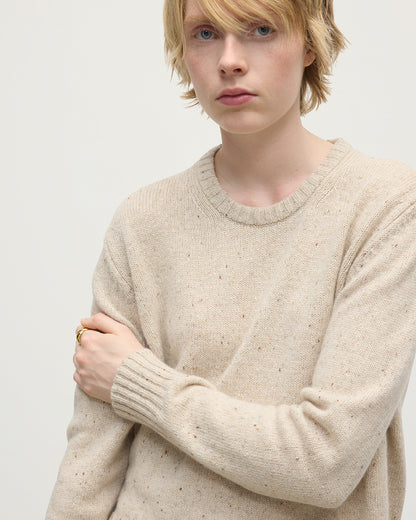 Model wearing Johnstons of Elgin AW25 Women's Knitwear Cream Dun Donegal Donegal Cashmere Cream Jumper Close Up KAC05289006334