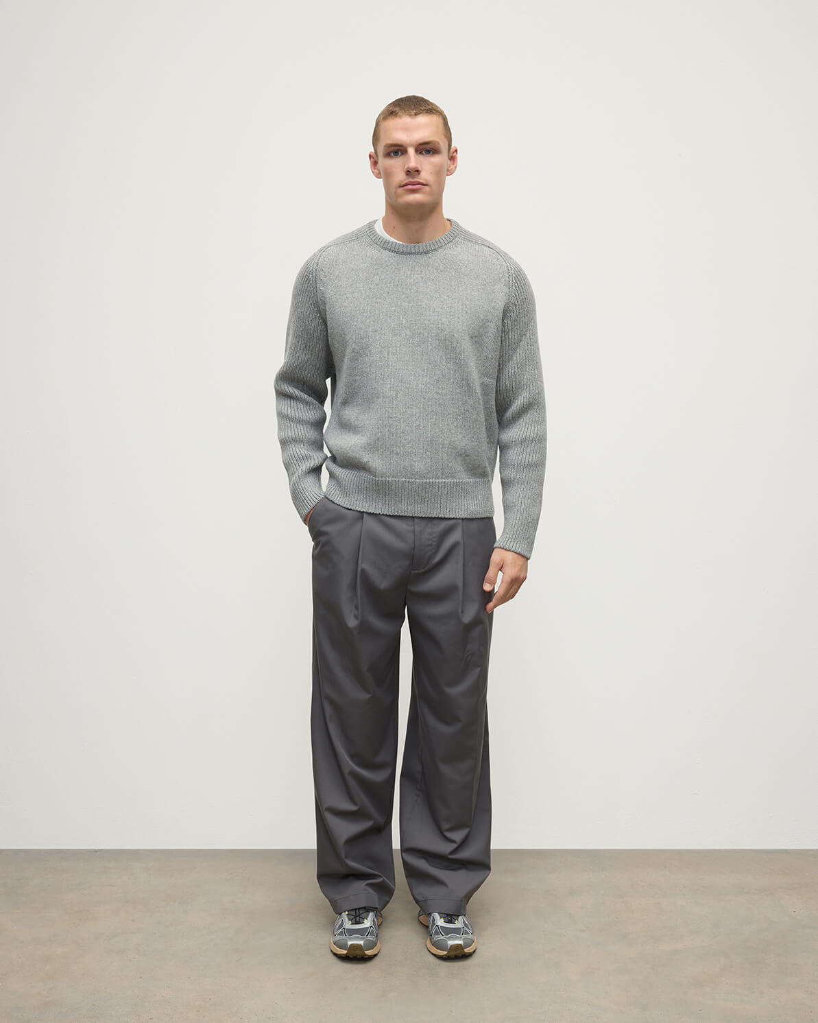 Front view of model wearing Johnstons of Elgin AW25 Men's Knitwear Light Grey Ribbed Grey Cashmere Jumper KAC05540HA0308