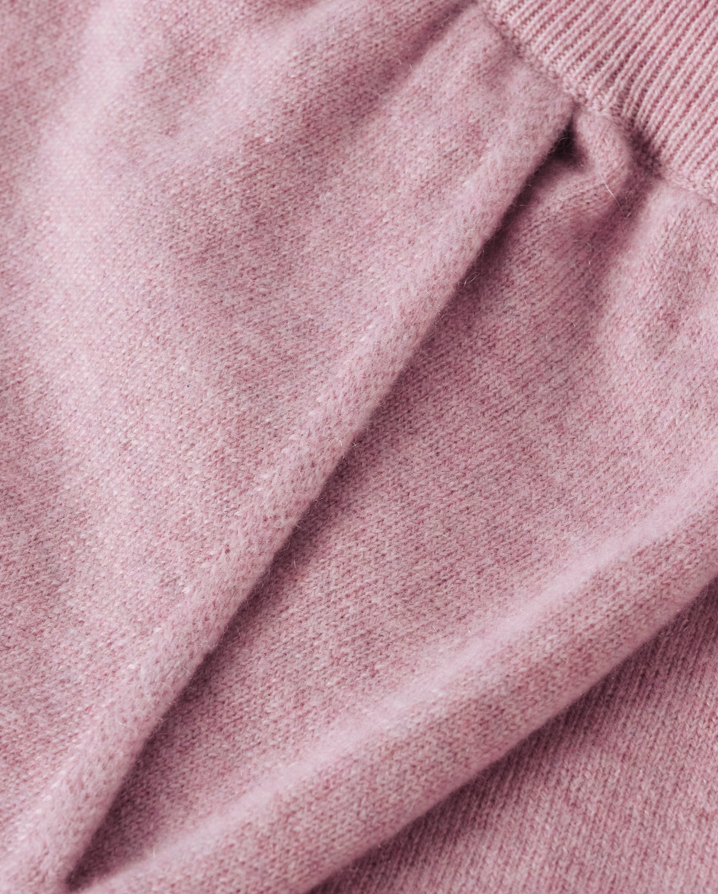 JOHNSTONS OF ELGIN WOMENS COVE SHORTS PINK 100% CASHMERE KAI05078HE0071