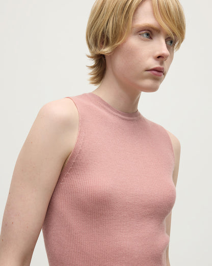 model wears Johnstons of Elgin AW25 Women's Knitwear Nude Sleeveless Pink Tank Top close up KAI05559SE5274
