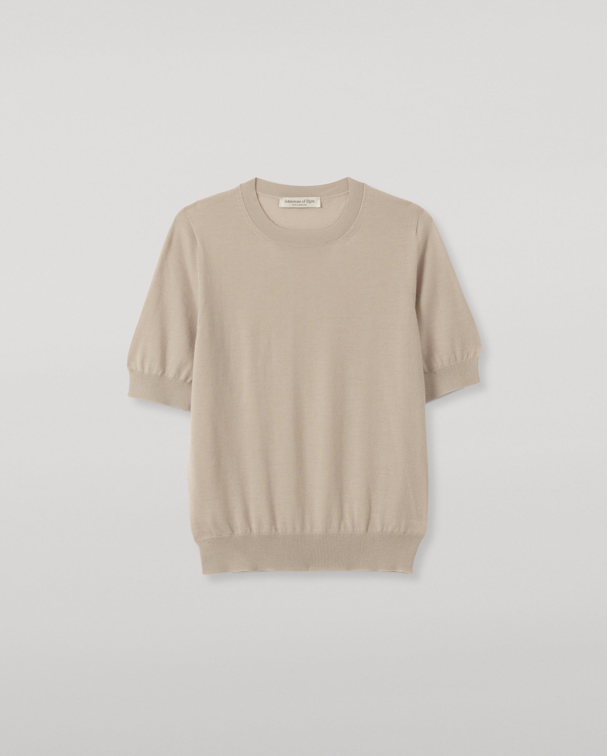 JOHNSTONS OF ELGIN HONOR SHORT SLEEVE CREW SUPERFINE CASHMERE ROUND NECK SHORT SLEEVE SWEATER - 3 PLY CREAM 100% CASHMERE KAI05712SA0664