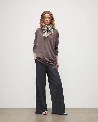 JOHNSTONS OF ELGIN WOMENS ELISE VEE SWEATER LIGHT BROWN 100% SUPERFINE CASHMERE KAI05715HB7092