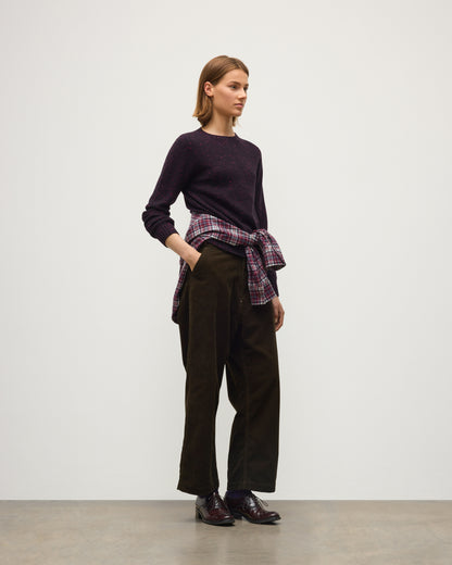 JOHNSTONS OF ELGIN CAIRN CREW SWEATER DONEGAL CASHMERE ROUND NECK SWEATER DARK PURPLE 100% CASHMERE KAI05719HD7360
