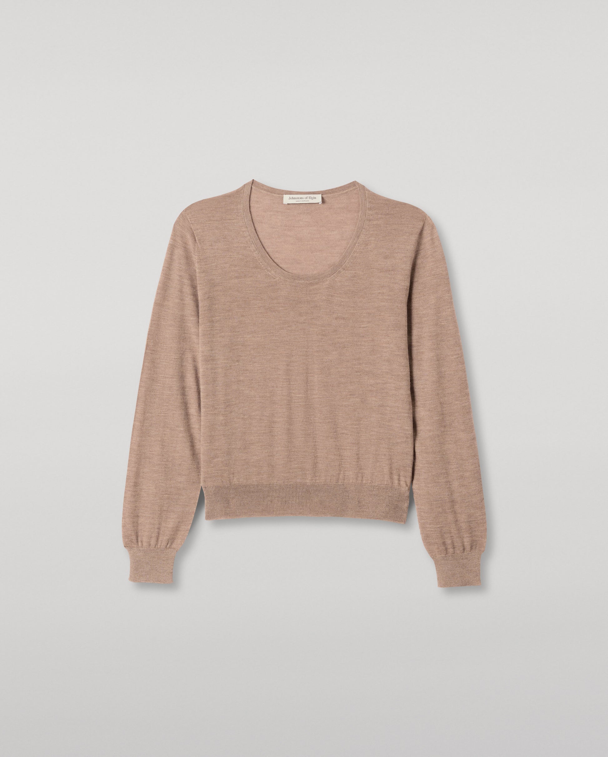 JOHNSTONS OF ELGIN WOMENS ELLA SCOOP SWEATER LIGHT BROWN 100% SUPERFINE CASHMERE KAI05723HB0273