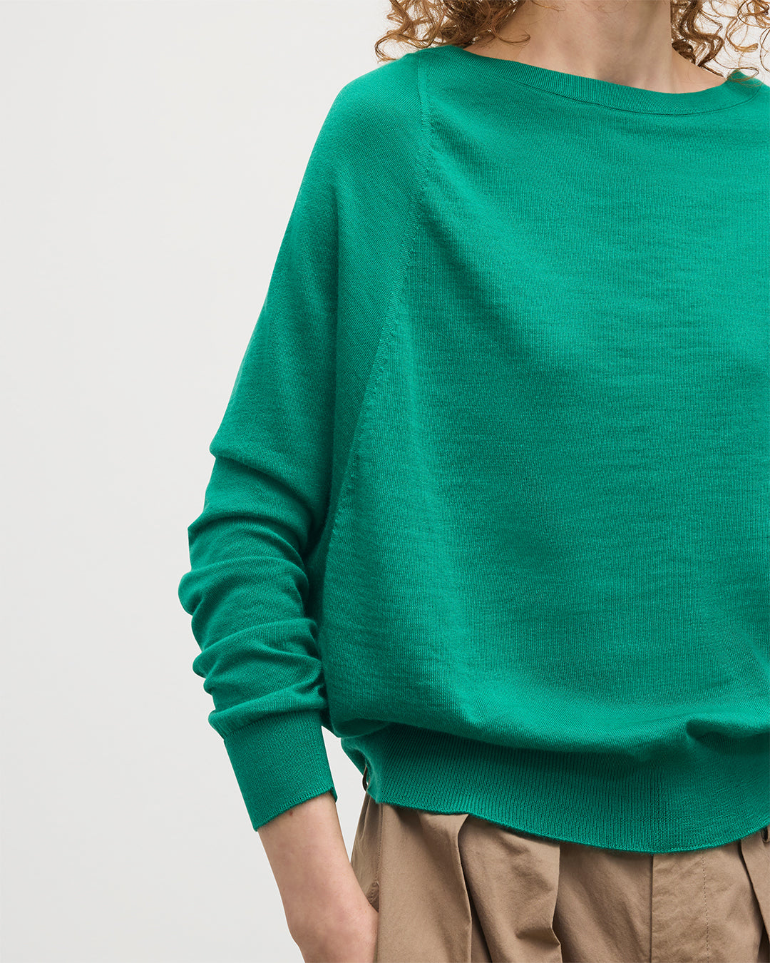 JOHNSTONS OF ELGIN WOMENS FINOLA SWEATER GREEN 100% SUPERFINE CASHMERE KAI05789SC4714