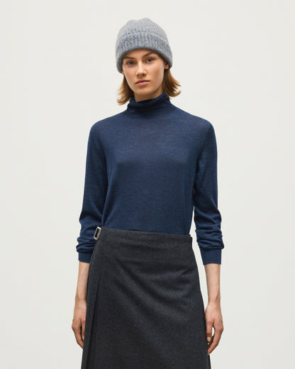 JOHNSTONS OF ELGIN BEATRICE FUNNEL SWEATER SUPERFINE CASHMERE FUNNEL NECK SWEATER WITH LINKS STITCH DETAIL - 3 PLY NAVY 100% CASHMERE KAI05951HD7350