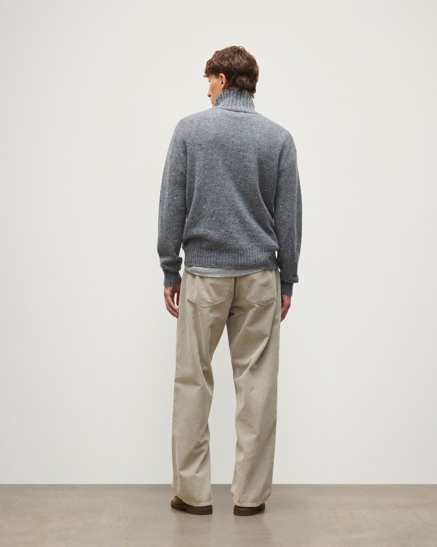 JOHNSTONS OF ELGIN MACKINTOSH ROLL NECK SWEATER DONEGAL CASHMERE ROLL NECK SWEATER GREY 100% CASHMERE KAI05957HA4270