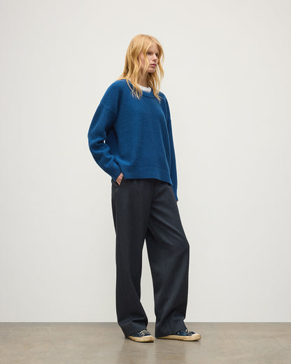 JOHNSTONS OF ELGIN MAGGIE CREW SWEATER CASHMERE REVERSE STITCH ROUND NECK SWEATER - 8 PLY BLUE 100% CASHMERE KAI05990SD5369