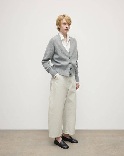 Model wears Johnstons of Elgin  Women's Knitwear Light Grey Milano Stitch Grey Cashmere Cardigan Front View KAP05489HA0308