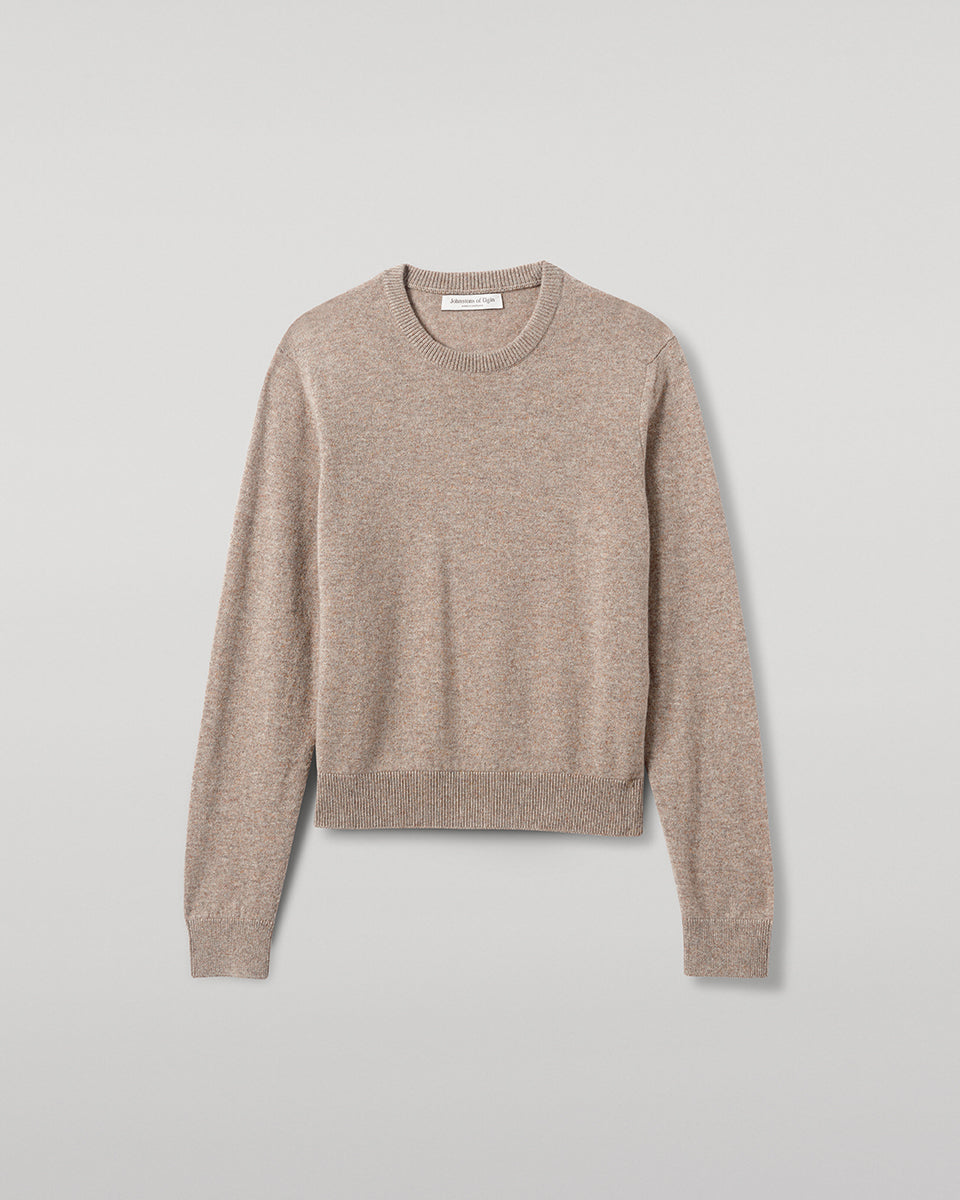 Johnstons of Elgin AW25 Women's Knitwear Ash Classic Cashmere Brown Round Neck Close Up KAP05572HB4334