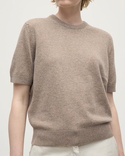 Model wears Johnstons of Elgin AW25 Women's Knitwear Ash Classic Cashmere Brown T-shirt details KAP05574HB4334