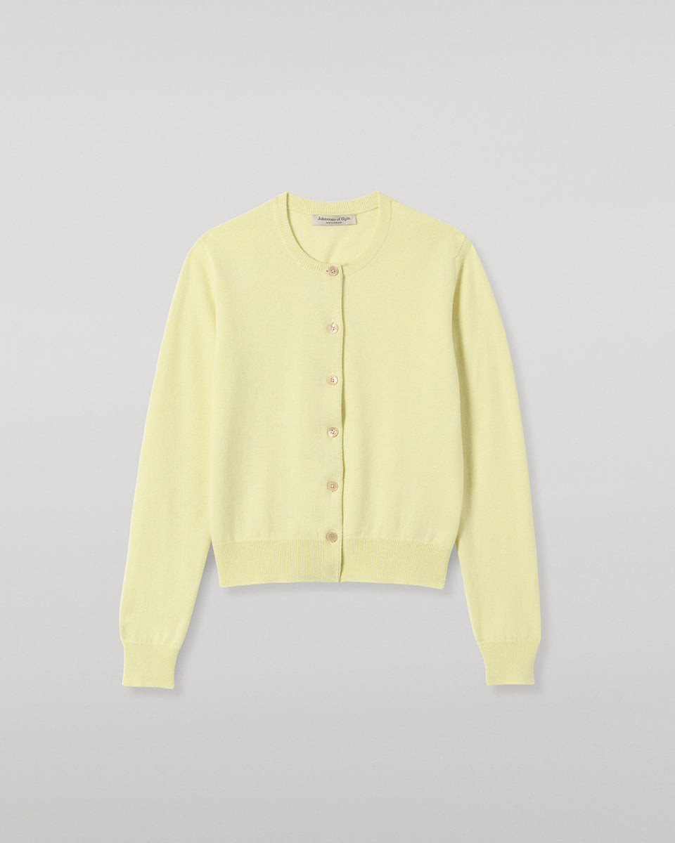 JOHNSTONS OF ELGIN IRIS CREW CARDIGAN PETITE CASHMERE ROUND NECK CARDIGAN - 2 PLY LIGHT YELLOW 100% CASHMERE KAP05704HF0025