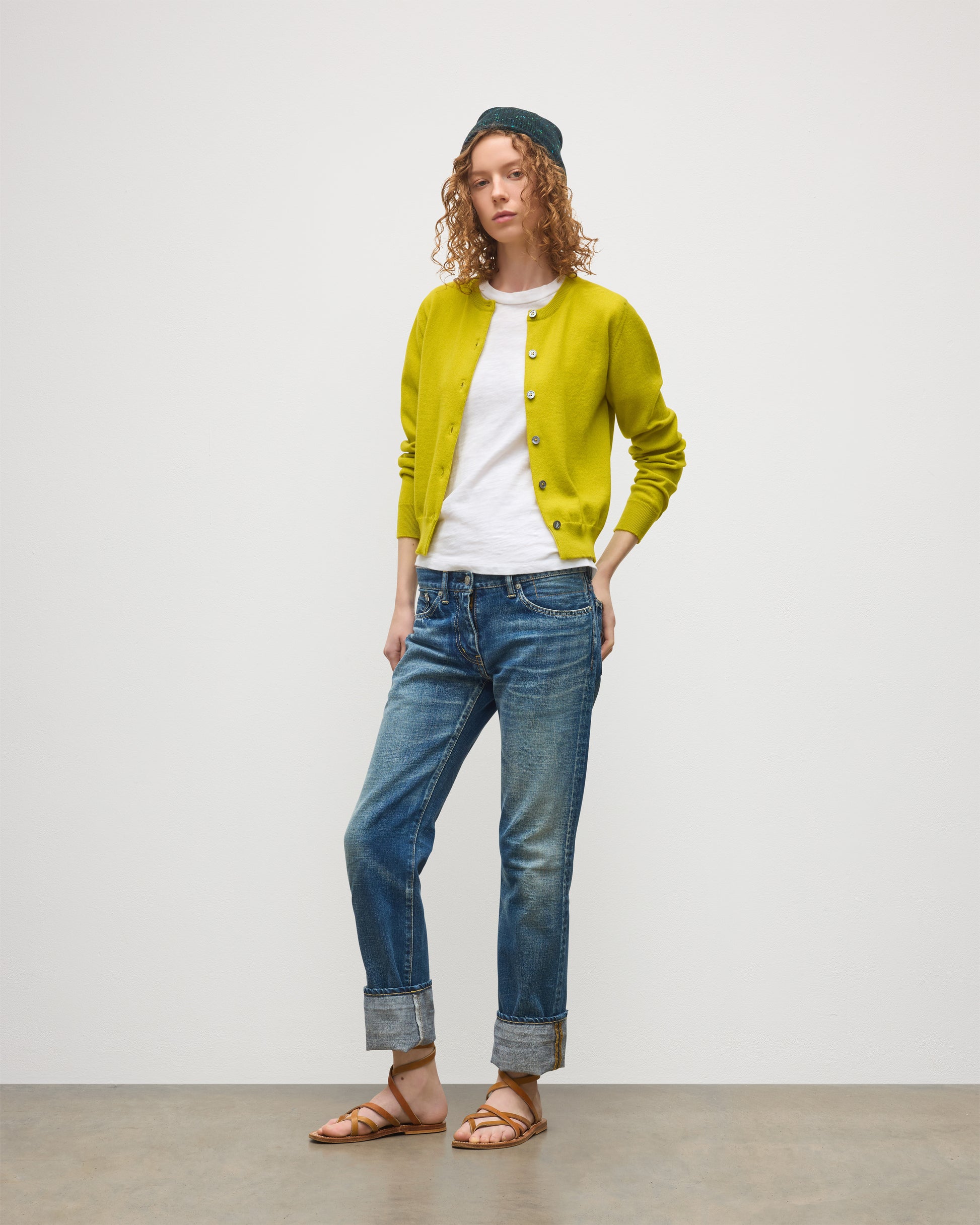 JOHNSTONS OF ELGIN WOMENS IRIS CLASSIC CREW CARDIGAN YELLOW 100% CASHMERE KAP05704SC4716