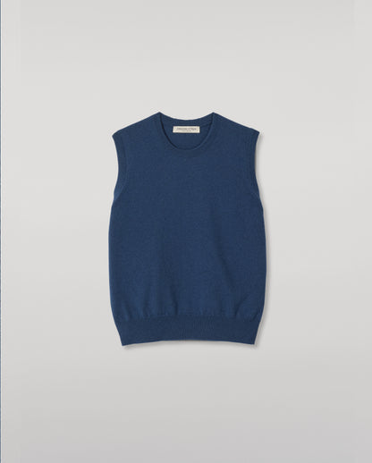 JOHNSTONS OF ELGIN IRIS SLEEVELESS CREW PETITE CASHMERE ROUND NECK TANK - 2 PLY BLUE 100% CASHMERE KAP05705SD5369