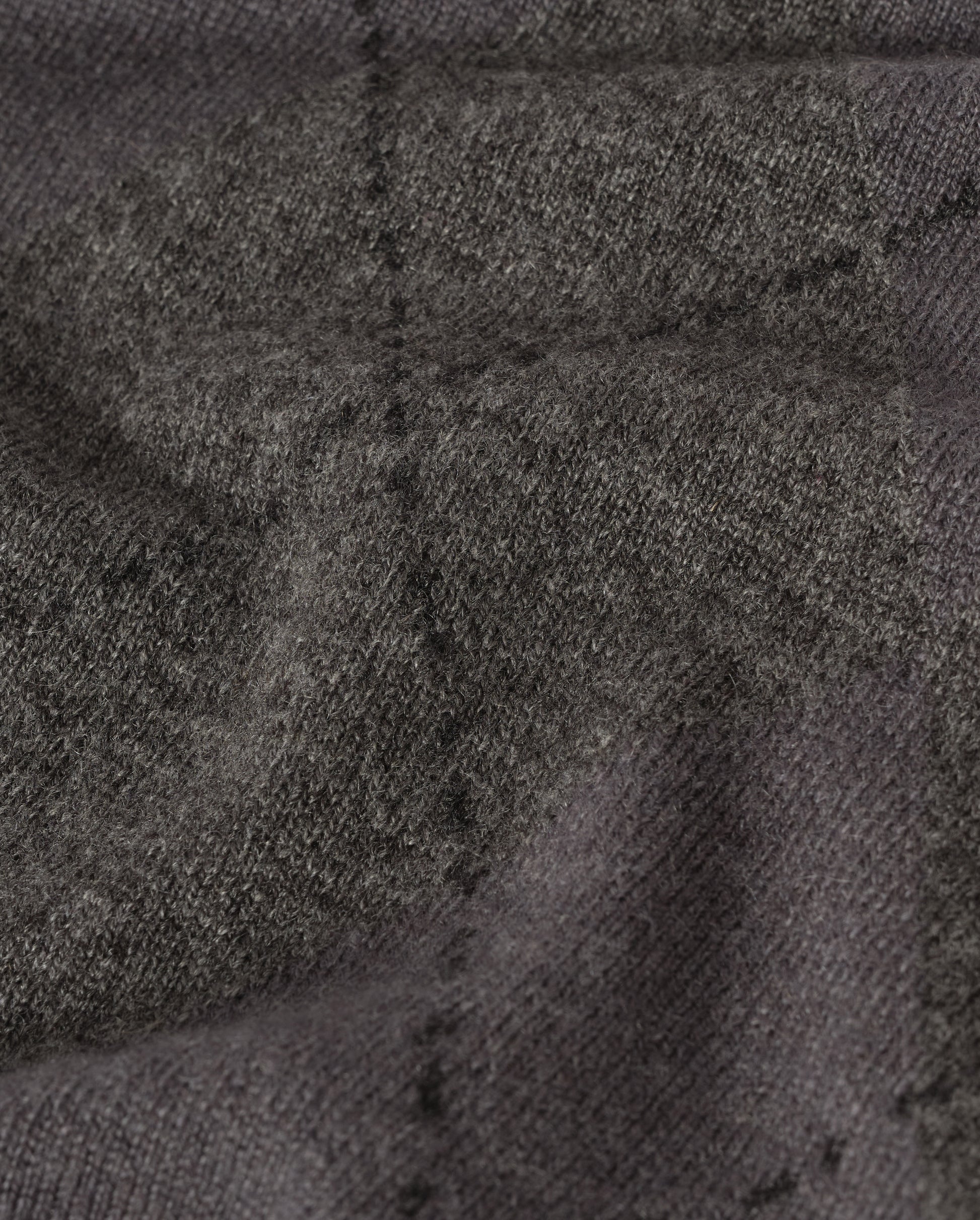 JOHNSTONS OF ELGIN CLAN SLOUCH SWEATER CASHMERE ARGYLE INTARSIA ROUND NECK SLOUCH SWEATER - 2 PLY GREY 100% CASHMERE KAP05732JU1655