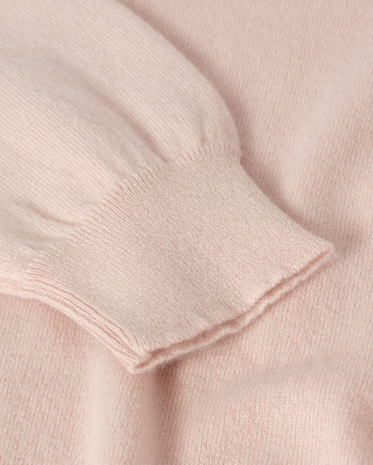 JOHNSTONS OF ELGIN LUNAN CREW SWEATER CLASSIC CASHMERE ROUND NECK SWEATER - 2 PLY PINK 100% CASHMERE KAP05784SE0816