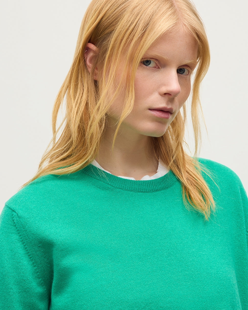 JOHNSTONS OF ELGIN LUNAN CREW SWEATER CLASSIC CASHMERE ROUND NECK SWEATER - 2 PLY GREEN 100% CASHMERE KAP05784SC4760