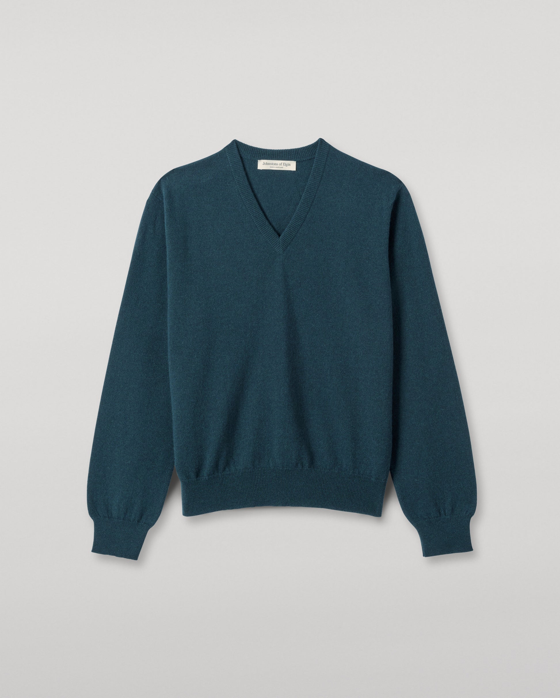 JOHNSTONS OF ELGIN WOMENS LUNAN CLASSIC VEE SWEATER BOTTLE GREEN 100% CASHMERE KAP05807SC7341