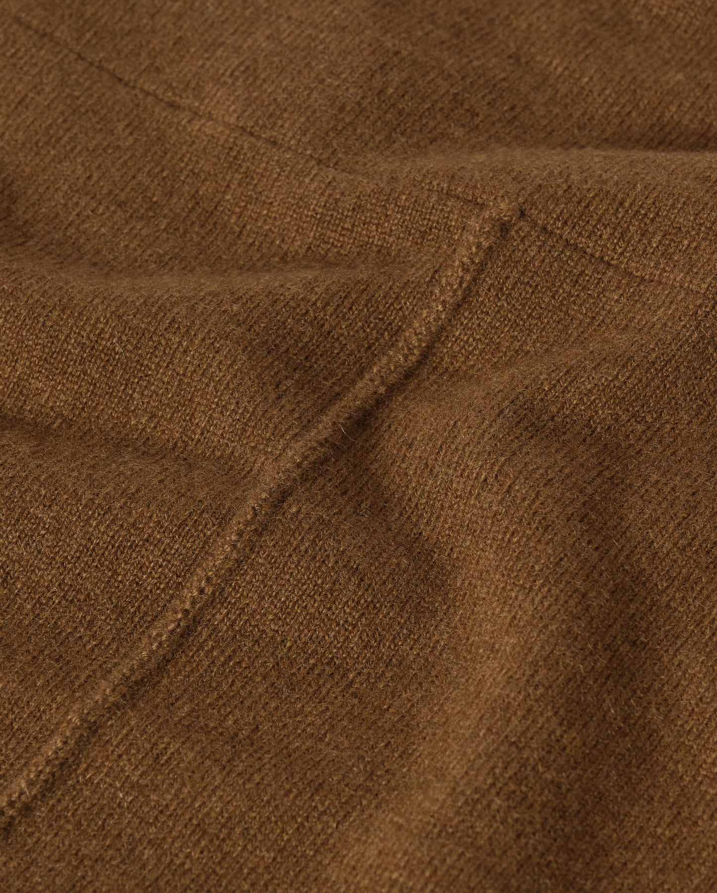 JOHNSTONS OF ELGIN JESSIE CREW SWEATER CASHMERE ROUND NECK SWEATER WITH EXPOSED SEAM DETAIL & CENTRE BACK SPLIT - 2 PLY GREEN 100% CASHMERE KAP05973Q26369