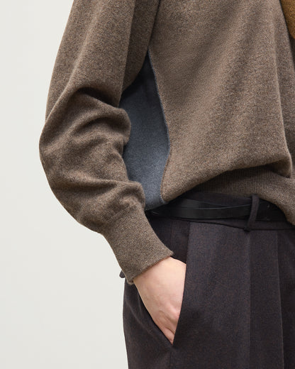 JOHNSTONS OF ELGIN JESSIE CREW SWEATER CASHMERE ROUND NECK SWEATER WITH EXPOSED SEAM DETAIL & CENTRE BACK SPLIT - 2 PLY BROWN 100% CASHMERE WORN WITH REEL CASHMERE BANDANA IN ALGIE GREEN KAP05973Q26344