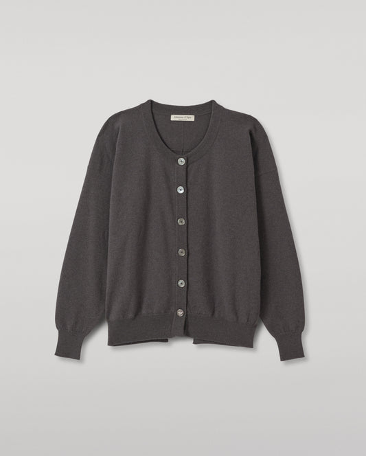 JOHNSTONS OF ELGIN JESSIE CREW CARDIGAN CASHMERE ROUND NECK CARDIGAN WITH EXPOSED SEAM DETAIL & CENTRE BACK SPLIT - 2 PLY GREY 100% CASHMERE KAP05988SA7216