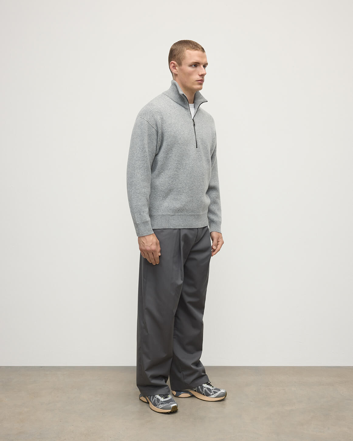 Johnstons of Elgin AW25 Men's Knitwear Light Grey & White Double Face Cashmere Grey Half Zip Jumper KBA01023Q25324