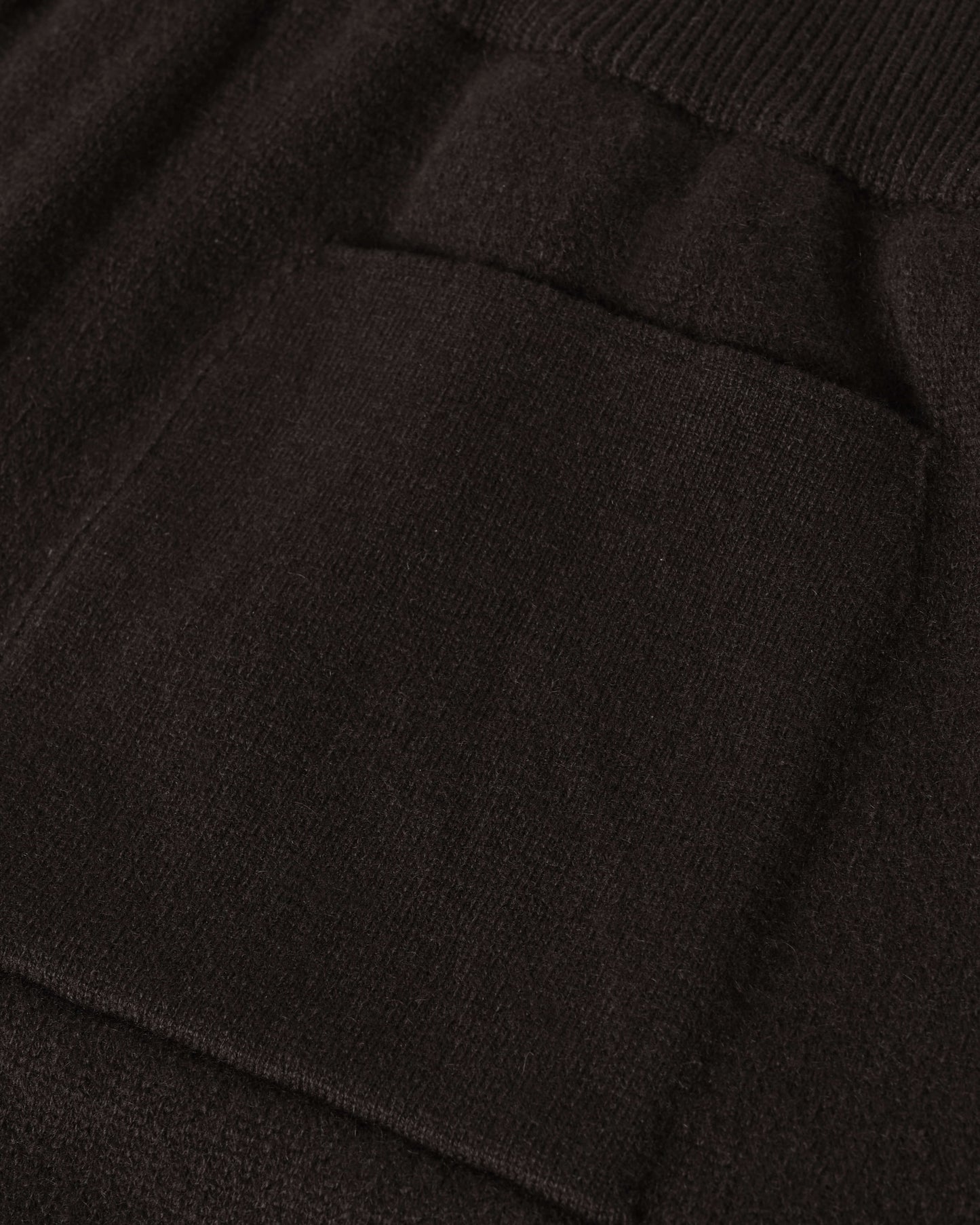 Johnstons of Elgin AW25 Men's Knitwear Black & Mid Grey Double Faced Grey Tapered Joggers KBA01024Q25323
