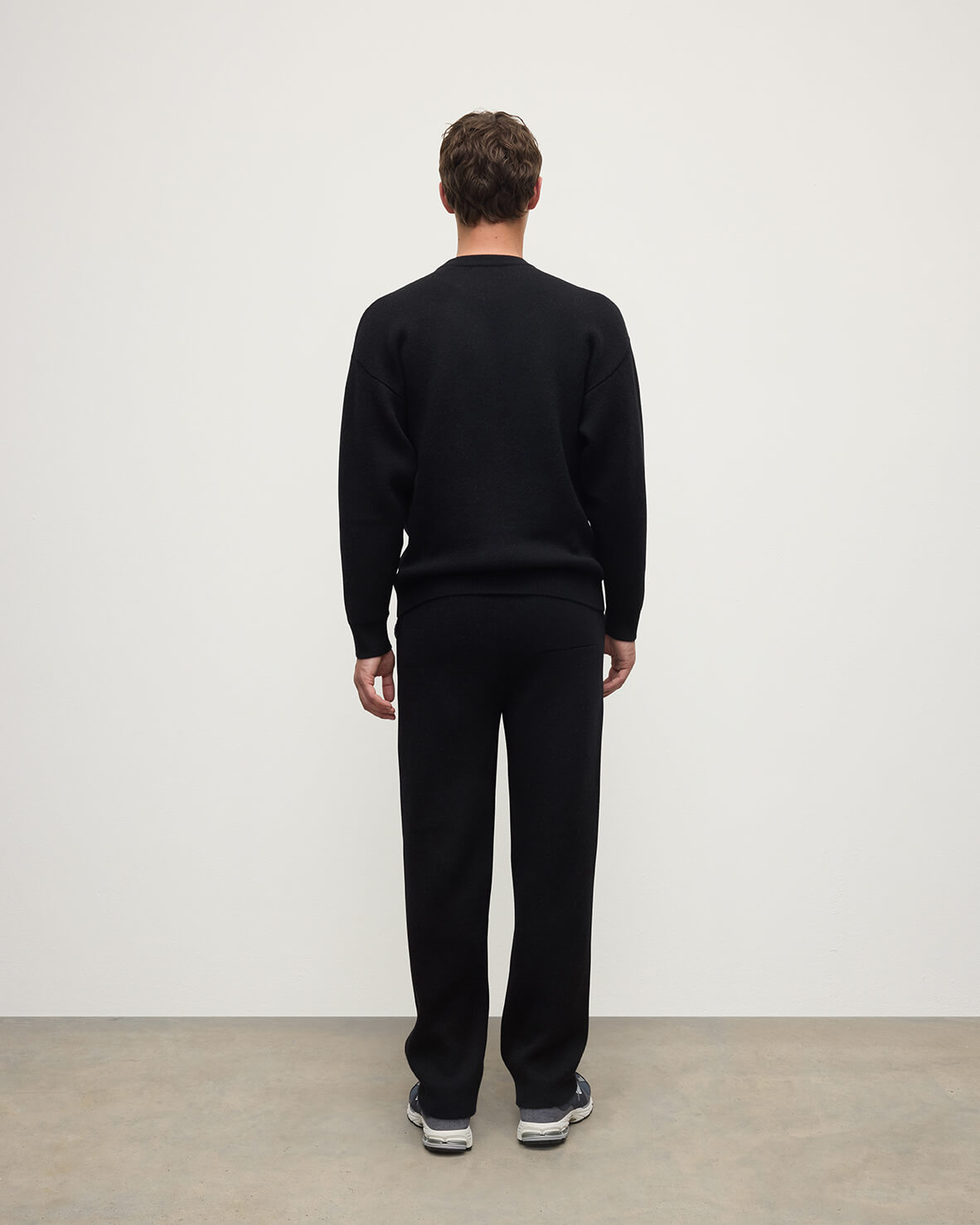 Johnstons of Elgin AW25 Men's Knitwear Iron & Black Double Face Tapered Joggers KBA01024Q25323