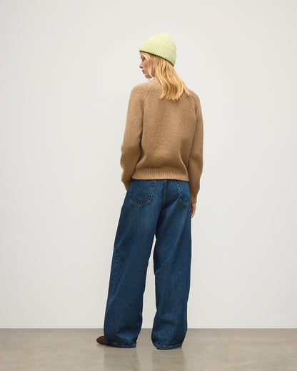 JOHNSTONS OF ELGIN BAY CREW SWEATER MARBLED CASHMERE RAGLAN ROUND NECK SWEATER CAMEL 78% CASHMERE, 22% COTTON WORN WITH LOVAT CASHMERE BEANIE IN CITRON YELLOW KBB01068SB4708