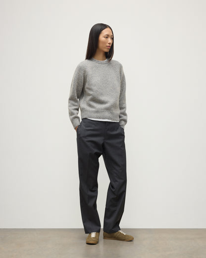 MODEL WEARS JOHNSTONS OF ELGIN WOMENS BAY CREW SWEATER BLUE 78% CASHMERE 22% COTTON KBB01068HD4499